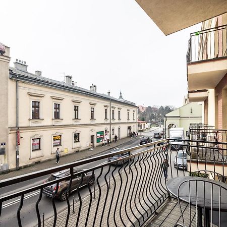 Rentplanet - Apartament Vělička Exteriér fotografie
