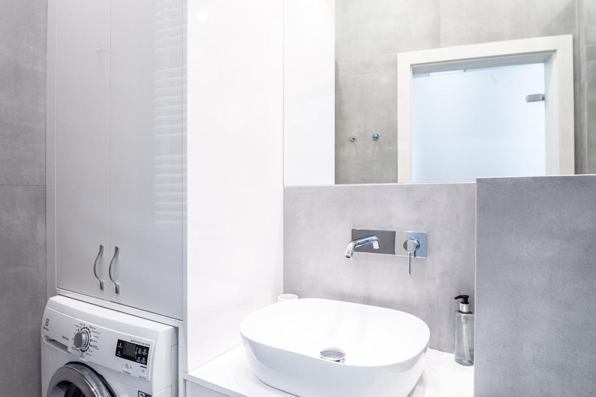 Rentplanet - Apartament Vělička Exteriér fotografie